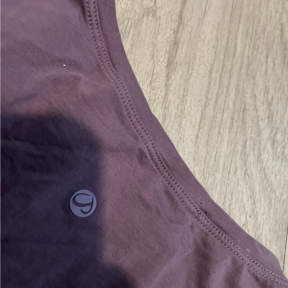 CRZ YOGA Women's Purple Short Sleeve Tee - Picture 2 of 3